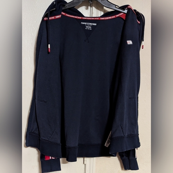 Tommy Hilfiger Velour Navy Blue Hooded Jacket Size XL MSRP Used Exc $69.50 - Picture 3 of 6